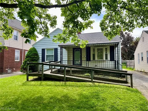 420 Garfield St, Mcdonald, OH 44437