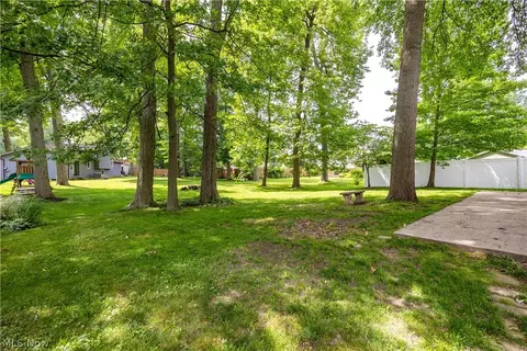 959 Bennett Dr, Elyria, OH 44035 photo 42