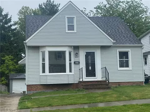 5229 E 114th St, Garfield Heights, OH 44125