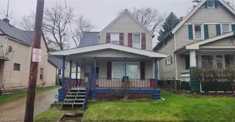 7905 Berry Ave, Cleveland, OH 44102