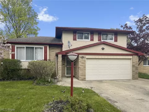 6961 Tobik Trl, Parma Heights, OH 44130