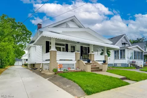 3213-3215 Bader Ave, Cleveland, OH 44109