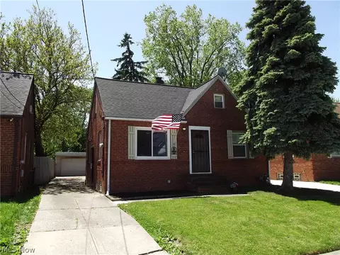13313 Crossburn Ave, Cleveland, OH 44135
