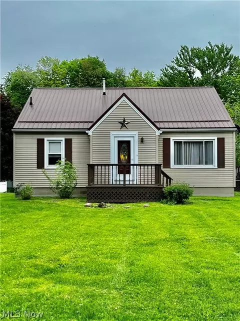 425 S Main St, Andover, OH 44003