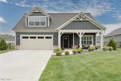 231 Elm Ln, Fairlawn, OH 44333