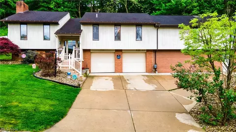 109 Judi Dr, Weirton, WV 26062