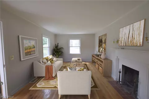 715 Mapleview Dr, Seven Hills, OH 44131 photo 7