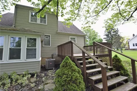 715 Mapleview Dr, Seven Hills, OH 44131 photo 21