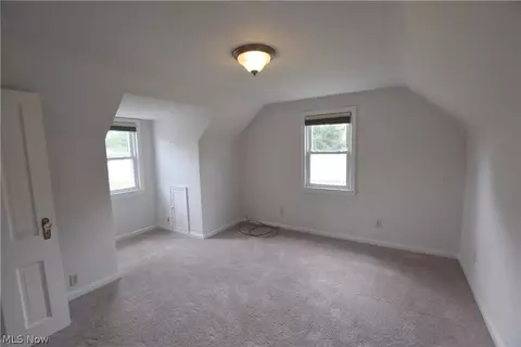 715 Mapleview Dr, Seven Hills, OH 44131 photo 18