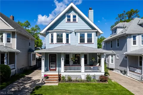 1218 Ethel Ave, Lakewood, OH 44107
