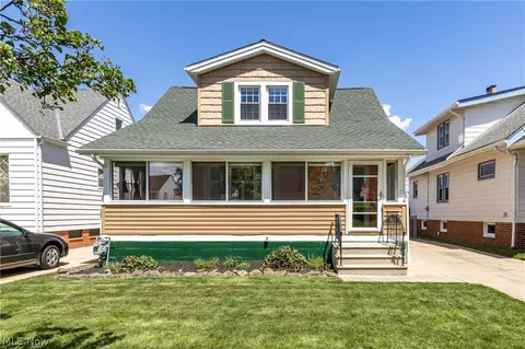8216 Fernhill Ave, Parma, OH 44129