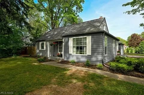 1301 Clague Rd, Westlake, OH 44145