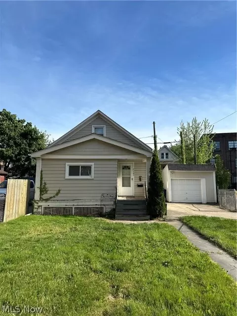 2105 Corning Ave, Cleveland, OH 44109