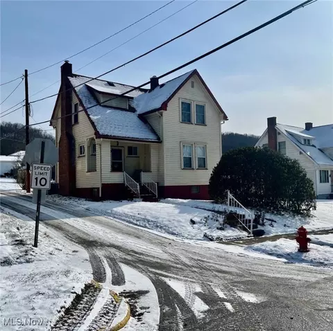7 Park Ave, Beech Bottom, WV 26030 photo 1