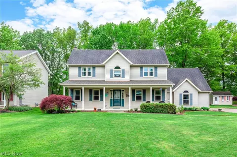 5350 Oakwood Dr, Sheffield Village, OH 44054