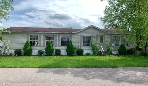 10376 Brosius Rd #53, Garrettsville, OH 44231