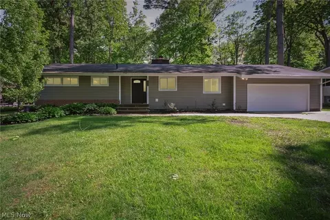 34399 Puth Dr, Avon, OH 44011