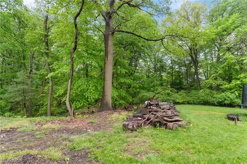 Exterior - 32900 Ledge Hill Dr, Solon, OH 44139 photo 6 of 6