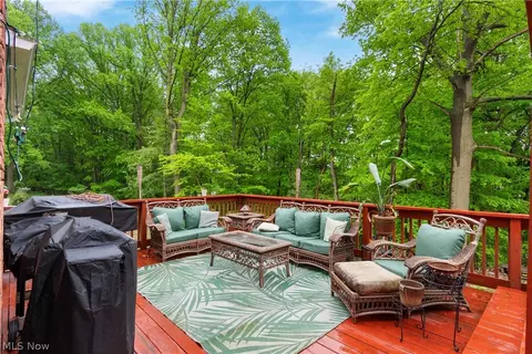 Exterior - 32900 Ledge Hill Dr, Solon, OH 44139 photo 2 of 6