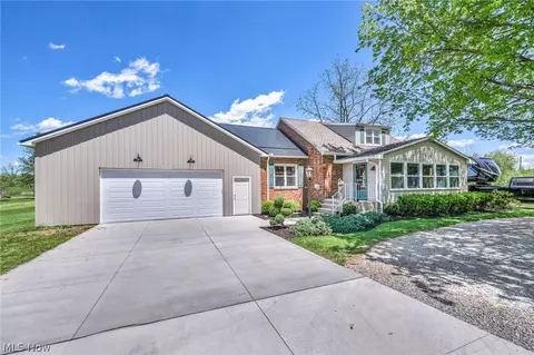 7983 Wadsworth Rd, Wadsworth, OH 44281