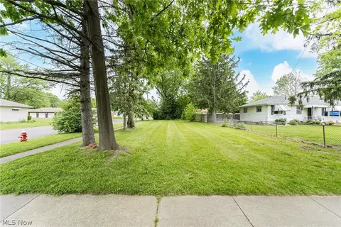 1200 Prospect St, Elyria, OH 44035 photo 3