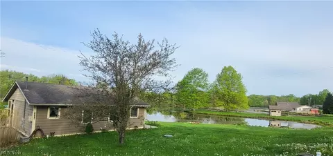 6435 Bronco Rd, Ravenna, OH 44266