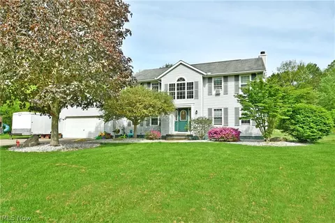 3434 Phalanx Mills Herner Rd, Southington, OH 44470