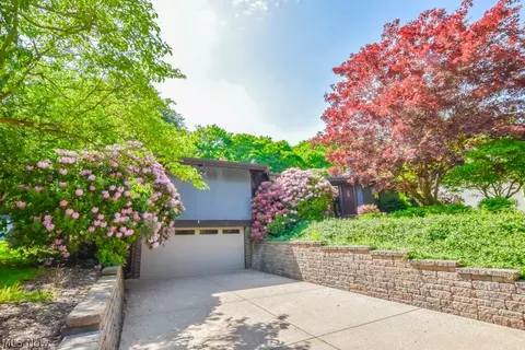 1574 Belle Meade Rd, Copley, OH 44321