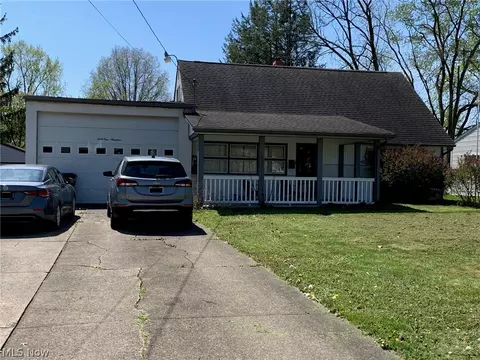 4119 Woodmere Dr, Youngstown, OH 44515