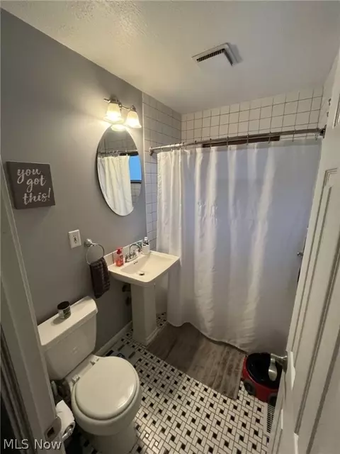 Bath - 4795 Willowbrook Dr, Mentor, OH 44060 photo 1 of 1