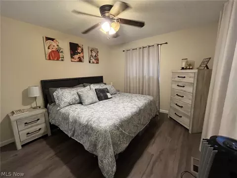 Bedroom - 4795 Willowbrook Dr, Mentor, OH 44060 photo 5 of 6