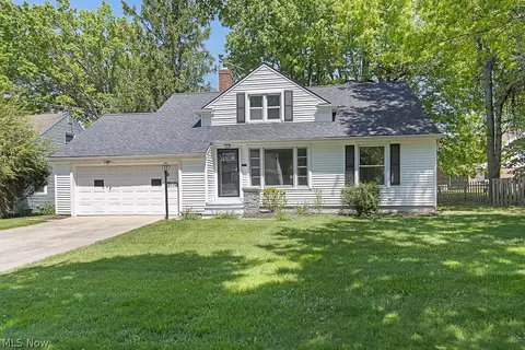 3719 Mount Laurel Rd, Cleveland Heights, OH 44121