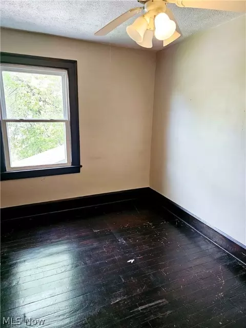 430 10th St, Elyria, OH 44035 photo 24