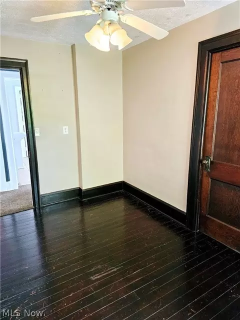430 10th St, Elyria, OH 44035 photo 23