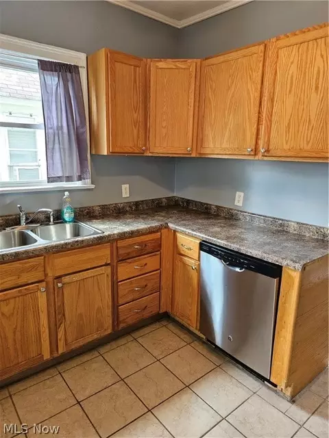 430 10th St, Elyria, OH 44035 photo 15