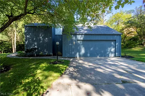 302 Miller Lake Rd, Wooster, OH 44691