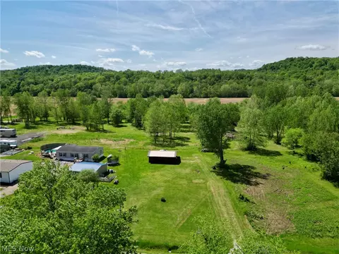 8347 Old River Rd, Philo, OH 43771 photo 9
