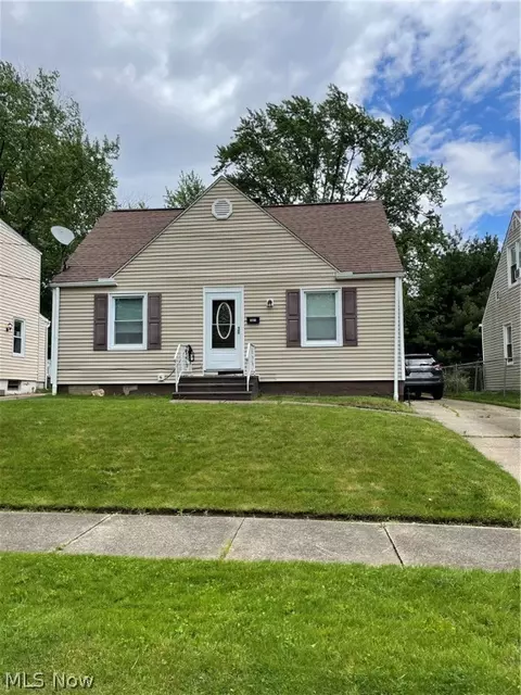 1641 Redwood Ave, Akron, OH 44301