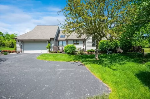 120 Signal Hl, Chagrin Falls, OH 44023