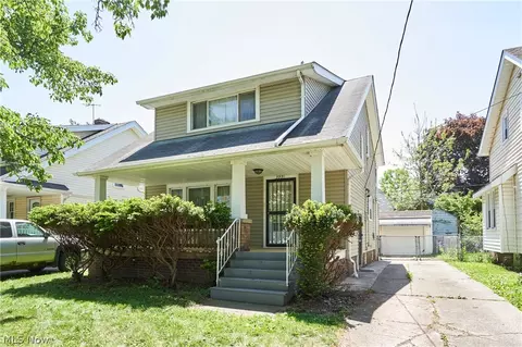 2221 Roanoke Ave, Cleveland, OH 44109
