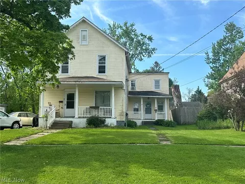 42 E Ashtabula St, Jefferson, OH 44047
