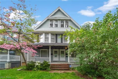 1277 W 110th St, Cleveland, OH 44102