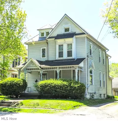 382 E Lincoln Way, Lisbon, OH 44432