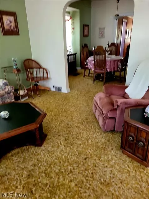 Entry Way - 5518 Adams Ave, Ashtabula, OH 44004 photo 2 of 2