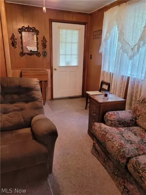 Entry Way - 5518 Adams Ave, Ashtabula, OH 44004 photo 1 of 2