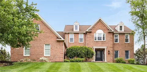 4363 Lakeview Glen Dr, Medina, OH 44256