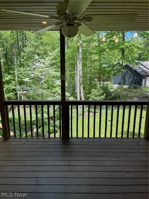 Exterior - 8 Apache Trl, Malvern, OH 44644 photo 4 of 4
