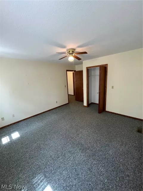 Bedroom - 8 Apache Trl, Malvern, OH 44644 photo 2 of 5