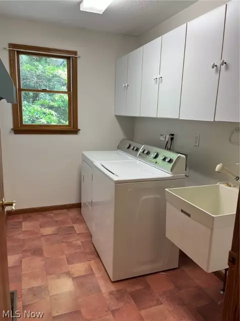 Other - 8 Apache Trl, Malvern, OH 44644 photo 4 of 10