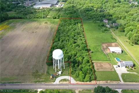 94 Eastern Road, Barberton, OH 44203
